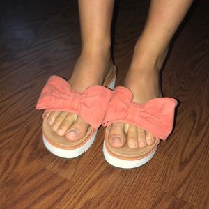 Ugg Bow Sandal